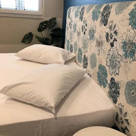 Drimades Blue 컨트리하우스 Dhërmi